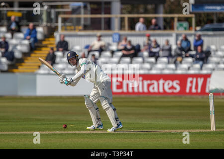 Chester Le Street, Durham, UK. 11 Apr, 2019. CHESTER LE STREET, ENGLAND 11. April Durham Cameron Bancroft batting während des ersten Tages des Specsavers County Championship Match zwischen Durham County Cricket Club und Sussex County Cricket Club Emirates Riverside, Chester Le Street am Donnerstag, den 11. April 2019. (Credit: Mark Fletcher | MI Nachrichten) Credit: MI Nachrichten & Sport/Alamy leben Nachrichten Stockfoto