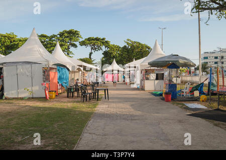 Joao Pessoa - PB, Brasilien - 21. Februar 2019: Die beliebte Messe, Kunsthandwerk verkauft Öffnen und ein paar Geschäften. Stockfoto