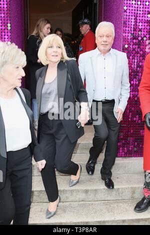 Gäste gesehen Annabels verlassen nach dem Internationalen Frauentag Frühstück mit: Jackie Adams, Tony Adams, Sandra Beckham Wo: London, Großbritannien Wann: 08 Mar 2019 Credit: Michael Wright/WENN.com Stockfoto