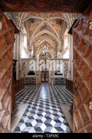 Eintritt in die Kirche von Saint Lawrence Kartause Certosa di San Lorenzo in padula Provinz Salerno Italien Stockfoto