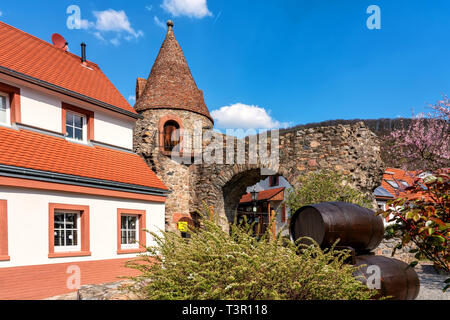 Zwingenberg liegt im Kreis Bergstraße im Süden von Hessen, Deutschland und ist die älteste Stadt an der Hessischen Bergstraße. Stockfoto