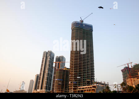 Unter-Bau hohe Kante Gebäude in der Stadt Colombo, Sri Lanka Stockfoto