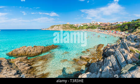 Santa Teresa Gallura, Sardinien, Italien - 10 Juli 2018: Strand Rena Bianca, Nord Insel Sardinien, Italien Stockfoto