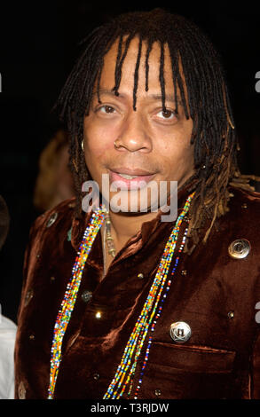 LOS ANGELES, Ca. Oktober 23, 2002: Schauspieler Rick James bei der Weltpremiere von I Spy, im Cinerama Dome in Hollywood. © Paul Smith/Featureflash Stockfoto