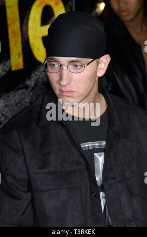 LOS ANGELES, Ca. November 06, 2002: Schauspieler / Rapper Eminem bei der Weltpremiere seines neuen Films 8 Mile, in Los Angeles. © Paul Smith/Featureflash Stockfoto