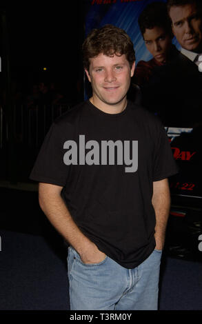 LOS ANGELES, Ca. November 11, 2002: Schauspieler Sean Astin am Special Screening in Los Angeles Der neue James Bond Film "Stirb an einem anderen Tag". © Paul Smith/Featureflash Stockfoto