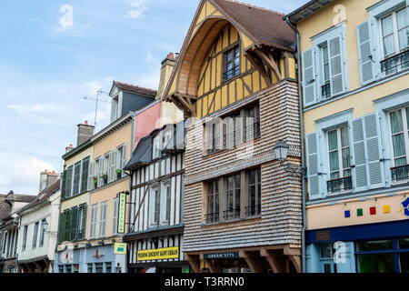 Troyes (nord-östlichen Frankreich): Traditionelle Fachwerkhäuser in der Straße "Rue Urbain IV" Stockfoto