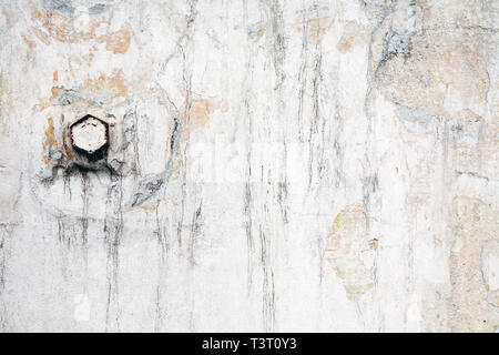 Zusammenfassung Hintergrund mit alten Risse verputzte Wand mit Splits Stockfoto
