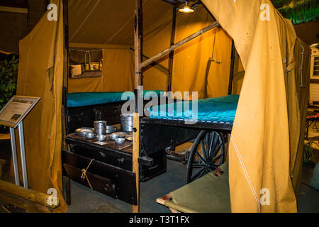 RV/MH Hall des Ruhmes, IN, USA - Juli 1, 2018: Ein 1931 AA Ford Housecar erhalten im Museum Stockfoto