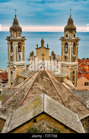 Laigueglia ist ein kleines Dorf am Meer, an der Küste des Ligurischen Riviera in der Provinz von Savona entfernt, es gilt als eines der schönsten Dörfer in Ligurien. Stockfoto