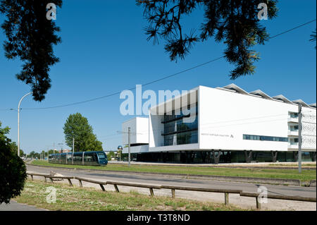 Bau des Institut d'optique Gebäude wurde von der Region Aquitaine eingeleitet. Neben der Lehre und Forschung Räume, das Gebäude Haus Stockfoto