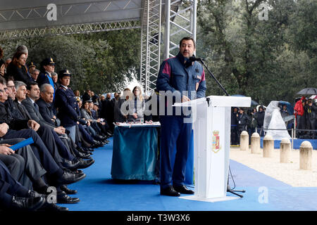 Rom, Italien, 10. April 2019: Innenminister Matteo Salvini spricht von der Bühne während der Feierlichkeiten zum 167. Jahrestag der Po Stockfoto