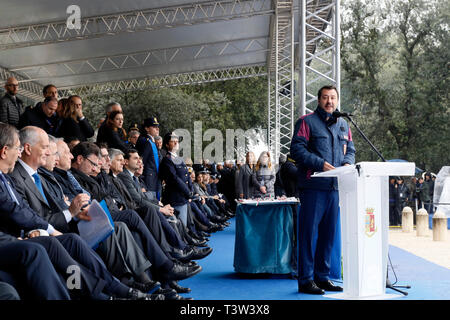 Rom, Italien, 10. April 2019: Innenminister Matteo Salvini spricht von der Bühne während der Feierlichkeiten zum 167. Jahrestag der Po Stockfoto