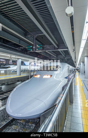 High-Speed-Züge im Bahnhof, Tokyo, Japan Stockfoto