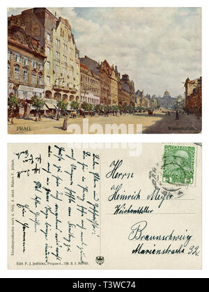 Tschechisch-österreichische Historische Postkarte: Malerische Aussicht auf Wenzelsplatz mit Häusern, Hotels, Geschäften und dem Nationalmuseum. Fußgänger. Straßenbahn. 1912 Stockfoto