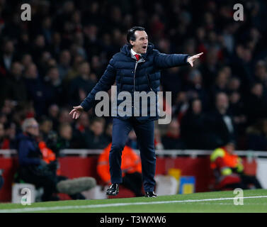 London, Großbritannien. 11 Apr, 2019. Arsenals manager Unai Emery ist während der UEFA Europa League Viertelfinale Hinspiel Spiel zwischen Arsenal und Napoli im Emirates Stadium in London, Großbritannien, das am 11. April 2019 gesehen. Arsenal gewann 2-0. Quelle: Matthew Impey/Xinhua/Alamy leben Nachrichten Stockfoto