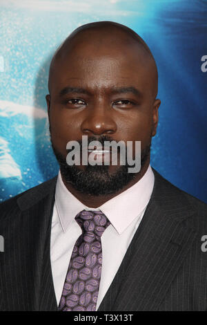 Westwood, Kalifornien, USA. 11. Apr 2019. Mike Colter 04/11/2019 die Premiere von "Durchbruch" im Regency Dorf Theater in Los Angeles, CA Foto von Izumi Hasegawa/HollywoodNewsWire.co Credit statt: Hollywood News Wire Inc./Alamy leben Nachrichten Stockfoto