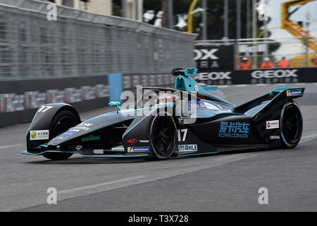 Rom, Italien. 12. Apr 2019. Gary Paffett (HWA Racelab) während der SHAKEDOWN vor 2019 GEOX ROM E-Prix auf Circuto Cittadino dell'EUR, Rom, Italien Am 12. April 2019. Foto von Giuseppe Maffia. Credit: UK Sport Pics Ltd/Alamy leben Nachrichten Stockfoto