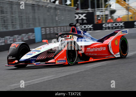 Rom, Italien. 12. Apr 2019. Pascal Wehrlein (Mahindra Racing) während der SHAKEDOWN vor 2019 GEOX ROM E-Prix auf Circuto Cittadino dell'EUR, Rom, Italien Am 12. April 2019. Foto von Giuseppe Maffia. Credit: UK Sport Pics Ltd/Alamy leben Nachrichten Stockfoto