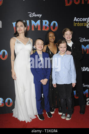 Film Premiere von Dumbo mit: Angelina Jolie, Knox Leon Jolie-Pitt, Zahara Marley Jolie-Pitt, Vivienne Marcheline Jolie-Pitt, Shiloh Nouvel Jolie-Pitt Wo: Los Angeles, Kalifornien, Vereinigte Staaten, wenn: 11 Mar 2019 Credit: Apega/WENN.com Stockfoto