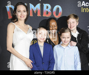 Film Premiere von Dumbo mit: Angelina Jolie, Knox Leon Jolie-Pitt, Zahara Marley Jolie-Pitt, Vivienne Marcheline Jolie-Pitt, Shiloh Nouvel Jolie-Pitt Wo: Los Angeles, Kalifornien, Vereinigte Staaten, wenn: 11 Mar 2019 Credit: Apega/WENN.com Stockfoto