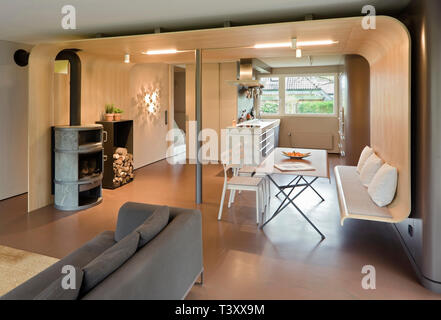 Sofa, Esstisch und Stühle in modernen Haus Stockfoto