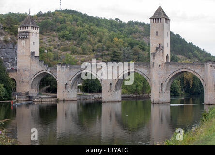 Die mittelalterliche Pont Valentre über den Fluss Lot, Cahors, dem Lot, Frankreich Stockfoto