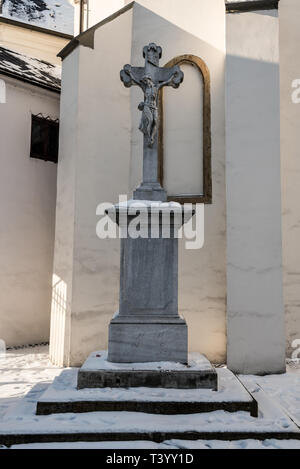 Socha sv. patrika Statue in der Nähe von Povyseni Kostel sv. Krize in Karvina-Frystat Stadt in der Tschechischen Republik Stockfoto