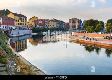 Mailand, Italien - 16. Oktober 2018: Darsena del Naviglio in Mailand Stockfoto