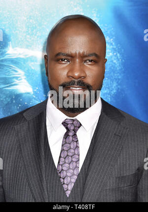 WESTWOOD, CA - 11. April: Mike Colter die Premiere von Twentieth Century Fox's "Durchbruch" bei Westwood Regency Theater am 11. April 2019 in Los Angeles, Kalifornien, besucht. Stockfoto