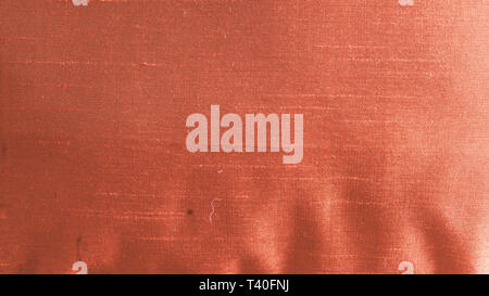 Close up Abstract aus Seide oder Satin Stoff Hintergrund der Leinwand textile Der leichte Stoff mit Kreuz und Wellenmuster für jede Gelegenheit. Natürlich können Stockfoto