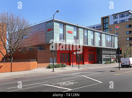 Neue Londoner Feuerwehr Feuerwehr auf dem Alten Kent Street, Southwark, London, UK. Ersetzt die viktorianischen Gebäude. Stockfoto