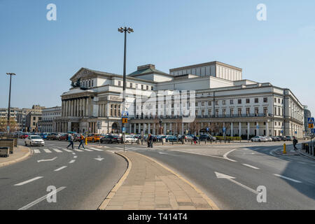 Warschau, Polen. April 2019. Die Fassade der Polnischen Nationaloper Gebäude Stockfoto