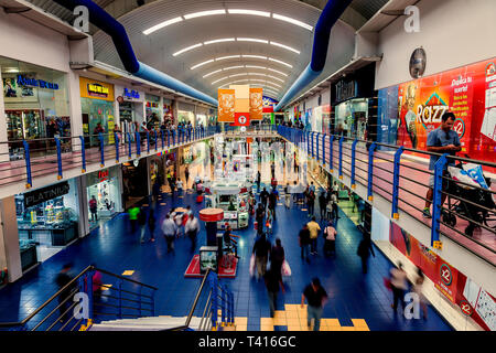 Panama City, Panama - November 08, 2016: Der Albrook Mall in Panama City ist das größte Einkaufszentrum der Stadt. Stockfoto