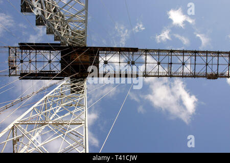 Die Ansicht, die von der Gondel auf Newport Transporter Bridge, Newport, South Wales. 04/11/2004 Stockfoto