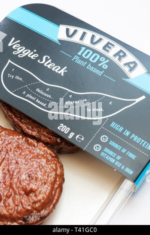 Vivera veggie steak Paket mit vegan Anlage gegründete Label. Großbritannien Stockfoto