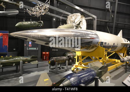 Blue Steel, einer nuklearen Raketen gestartet, an der RAF Museum, London, UK. Es hat eine zerstörerische Kraft 70-mal leistungsfähiger als der Hiroshima Bombe Stockfoto