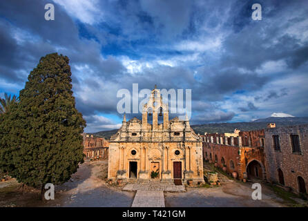 Die wichtigste Kirche von Kloster Arkadi, Symbol für den Kampf der Kreter gegen das Osmanische Reich, Rethymno, Kreta, Griechenland. Stockfoto