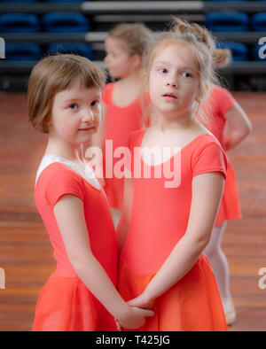 Junge Mädchen in Tanz Klasse Stockfoto