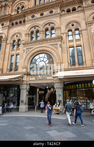 Eingang zum Queen Victoria Building auch als Qvb auf der George Street in Sydney QVB Häuser viele Geschäfte und Läden, Sydney, Australien bekannt Stockfoto