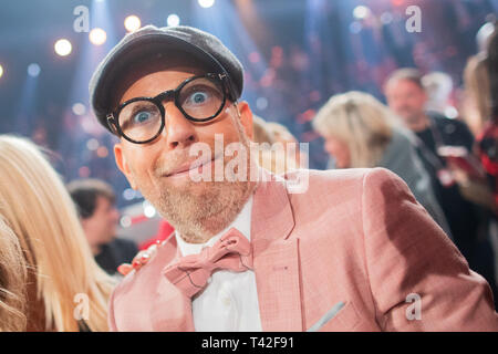 Köln, Deutschland. 12 Apr, 2019. 13 April 2019, Nordrhein-Westfalen, Köln: Thomas Rath, Modedesigner, ist in der RTL-tanzshow Let's Dance am Coloneum, nachdem er sich zurückzog. Foto: Rolf Vennenbernd/dpa Quelle: dpa Picture alliance/Alamy leben Nachrichten Stockfoto