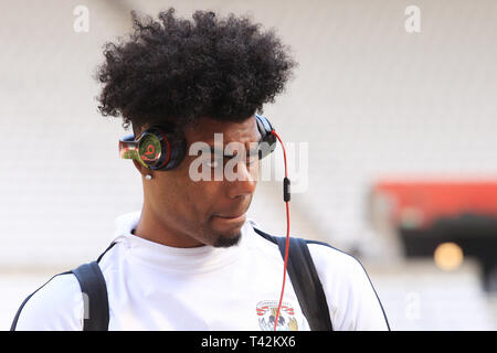 SUNDERLAND, England. 13. April von Coventry City Corey Addai während der Sky Bet Liga 1 Übereinstimmung zwischen Sunderland und Coventry City im Stadion des Lichts, Sunderland am Samstag, 13. April 2019. (Credit: Steven Hadlow | MI Nachrichten) nur die redaktionelle Nutzung, eine Lizenz für die gewerbliche Nutzung erforderlich. Keine Verwendung in Wetten, Spiele oder einer einzelnen Verein/Liga/player Publikationen. Foto darf nur für Zeitung und/oder Zeitschrift redaktionelle Zwecke verwendet werden. Möglicherweise nicht für Publikationen, bei denen 1 Spieler, 1 Club oder 1 Wettbewerb ohne schriftliche Genehmigung von Fußball-Daten Co Ltd. Für Rückfragen verwendet werden, bitte Co Stockfoto