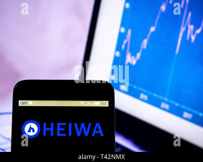 In der Ukraine. 13 Apr, 2019. In diesem Foto Illustration einer heiwa Corporation logo gesehen auf einem Smartphone angezeigt. Quelle: Igor Golovniov/SOPA Images/ZUMA Draht/Alamy leben Nachrichten Stockfoto