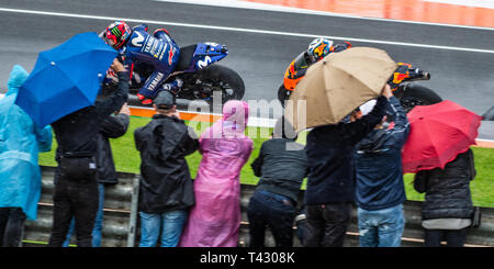 Valencia/Spanien - 11/18/2018 - #25 Maverick Vinales (Yamaha) und #44 Pol Espargaro in Kurve eins Stockfoto