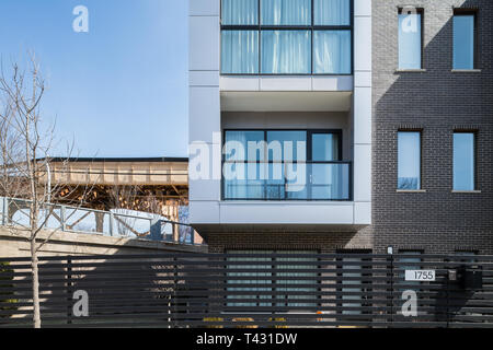 Moderne Wohngebäude in der Wicker Park Nachbarschaft Stockfoto