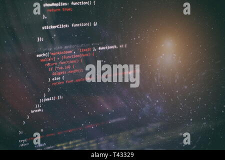 Laufenden Computer Daten/WWW-Programmierung. Codierung script Text auf dem Bildschirm. Notebook closeup Foto. Stockfoto