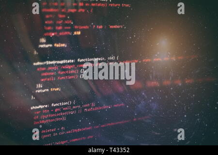 Laufenden Computer Daten/WWW-Programmierung. Codierung script Text auf dem Bildschirm. Notebook closeup Foto. Stockfoto