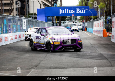 Rom, Italien. 12 Apr, 2019. Arriva ein Roma La settima tappa del campionato ABB FIA Formel E con il GEOX ROM E-Prix. Le Monoposto elettriche corrono sulle Strade del Quartiere Eur. Credit: Stefano Cappa/Pacific Press/Alamy leben Nachrichten Stockfoto