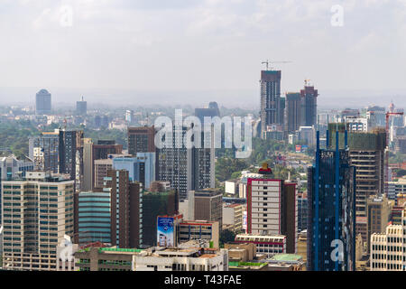 Skyline von Nairobi während des Tages vom Kenyatta International Convention Center KICC, Kenia Stockfoto