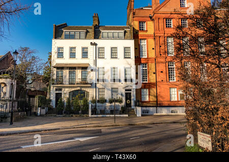 62 Cheyne Walk , ein denkmalgeschütztes Gebäude in Chelsea Riverside, London, Großbritannien Stockfoto